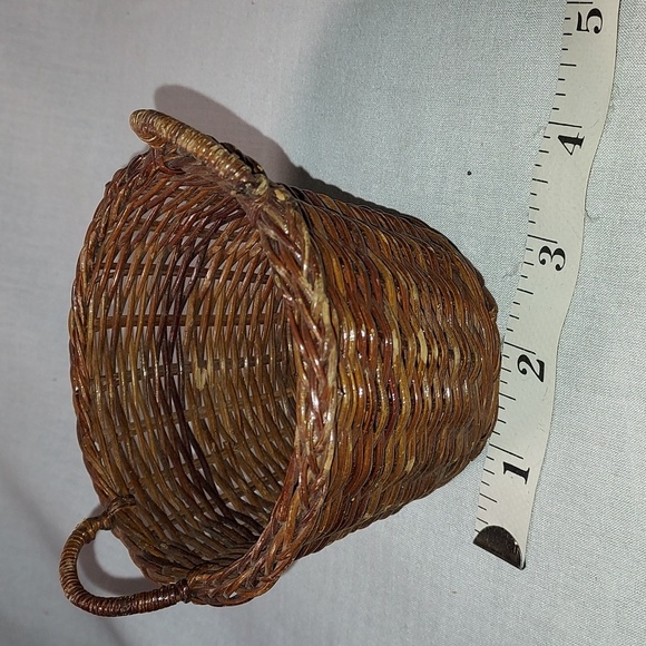 Vintage Wicker Baskets Set of Two Mini Laundry Basket & basket with tall handle - Picture 3 of 9